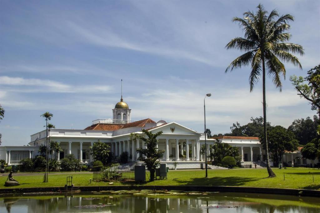 Oyo 94143 Mahagoni House Syariah Hotel โบกอร์ ภายนอก รูปภาพ
