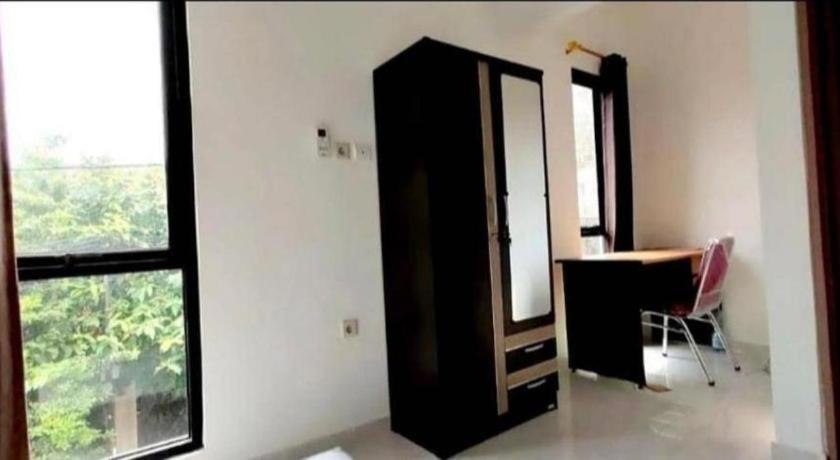 Oyo 94143 Mahagoni House Syariah Hotel โบกอร์ ภายนอก รูปภาพ